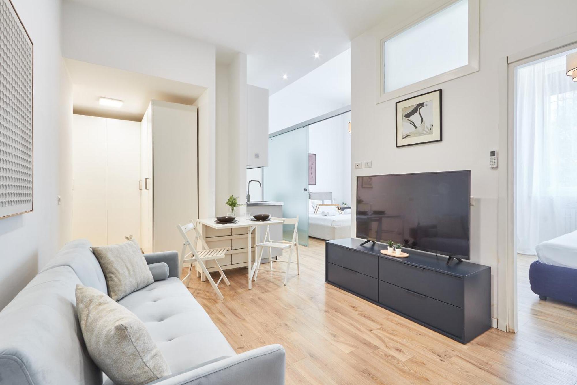 Spacious Flat Close To Fondazione Prada & Metro Милан Экстерьер фото