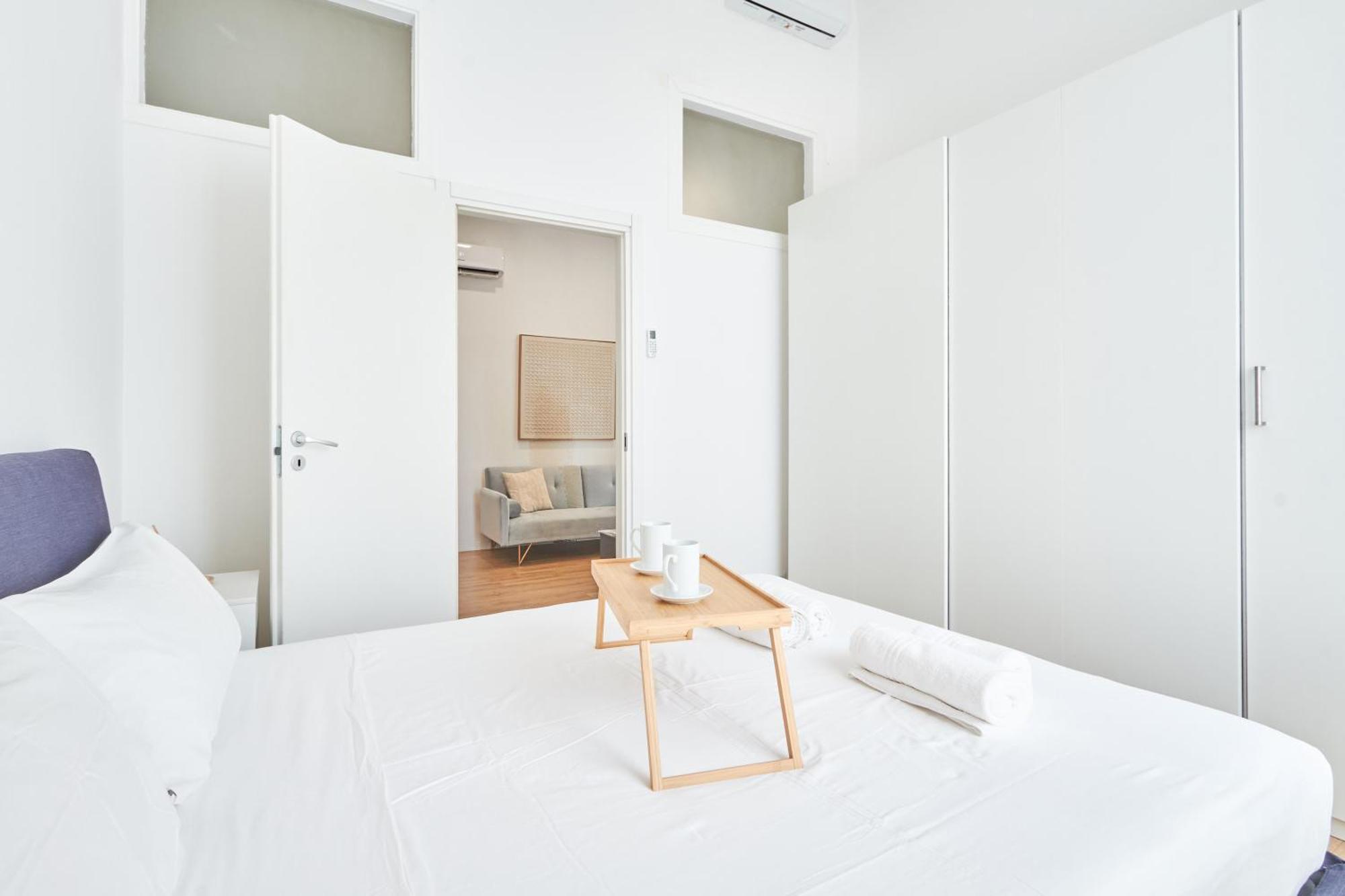 Spacious Flat Close To Fondazione Prada & Metro Милан Экстерьер фото
